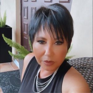 Meet your Posher, Mayra